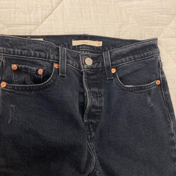 Levi’s Premium Waterless Button Fly Jeans (25) - Picture 3 of 13